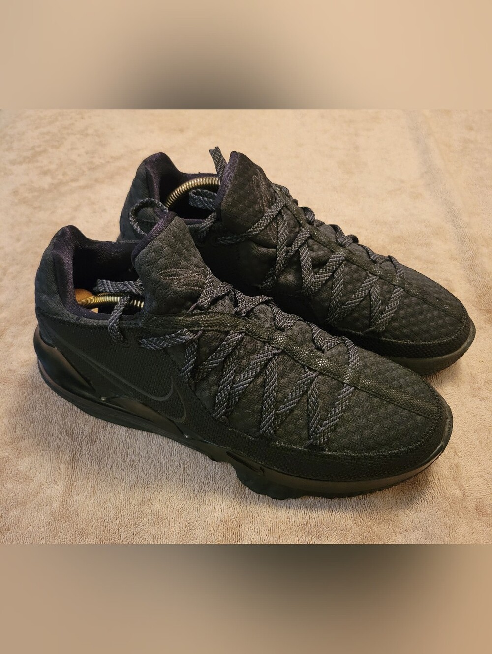Lebron James Nike Men’s Black Low-Top Athletic Sneakers